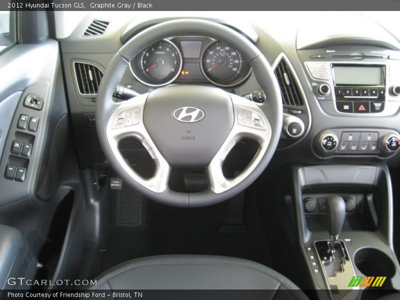 Dashboard of 2012 Tucson GLS