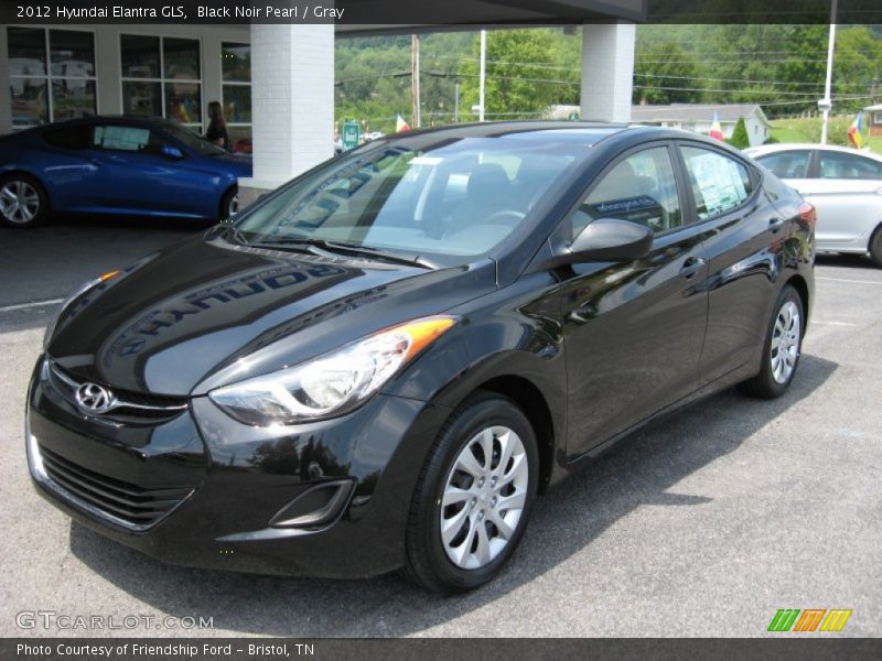 Front 3/4 View of 2012 Elantra GLS