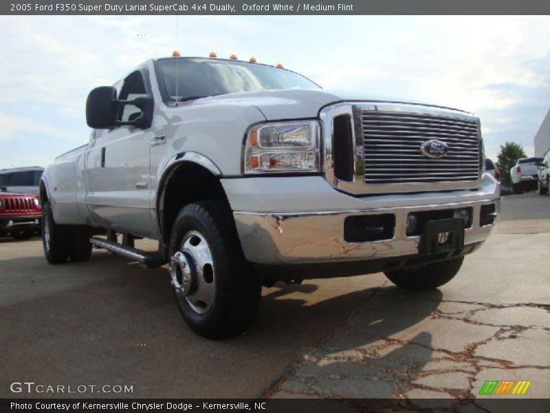 Oxford White / Medium Flint 2005 Ford F350 Super Duty Lariat SuperCab 4x4 Dually