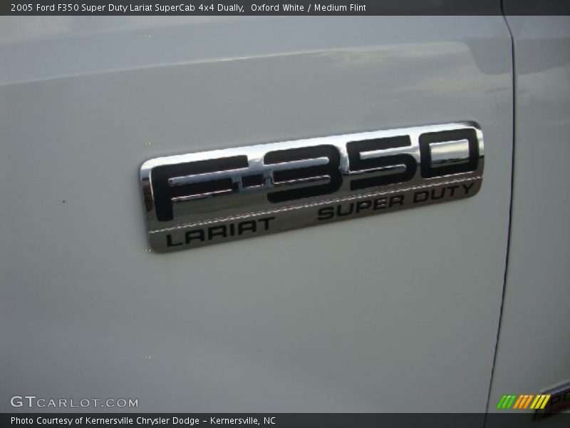  2005 F350 Super Duty Lariat SuperCab 4x4 Dually Logo