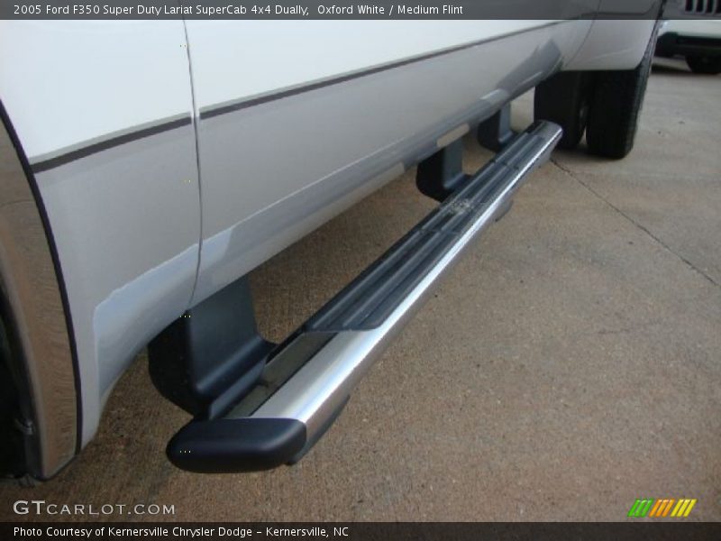 Oxford White / Medium Flint 2005 Ford F350 Super Duty Lariat SuperCab 4x4 Dually