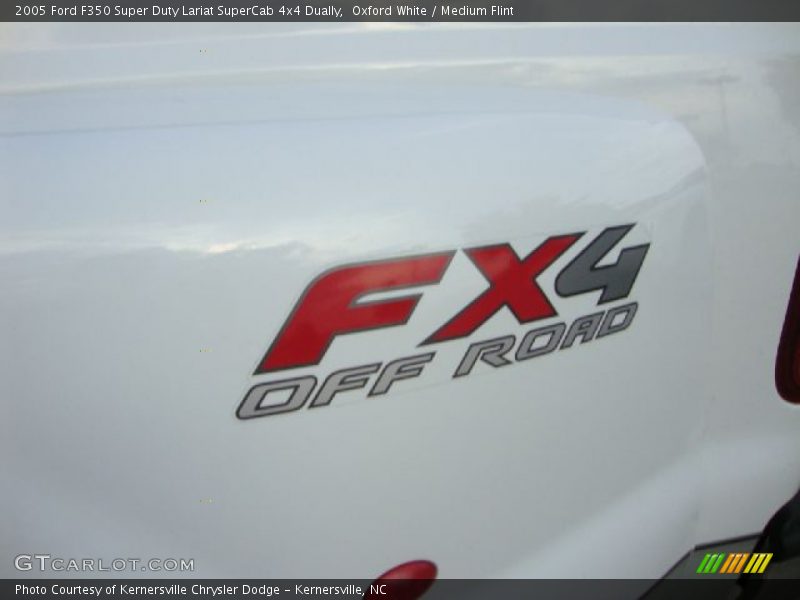  2005 F350 Super Duty Lariat SuperCab 4x4 Dually Logo