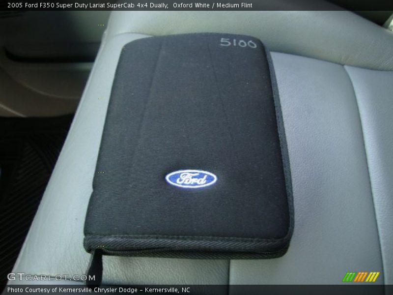 Books/Manuals of 2005 F350 Super Duty Lariat SuperCab 4x4 Dually