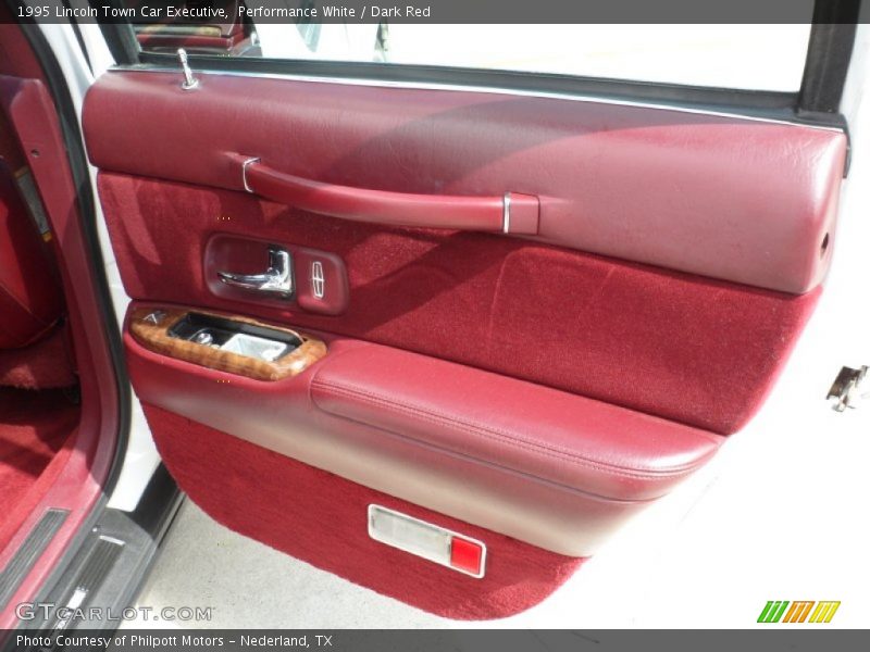 Door Panel of 1995 Town Car Executive