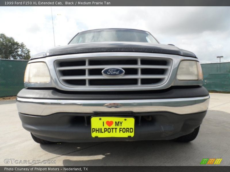 Black / Medium Prairie Tan 1999 Ford F150 XL Extended Cab