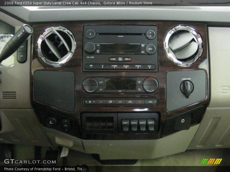 Controls of 2008 F350 Super Duty Lariat Crew Cab 4x4 Chassis