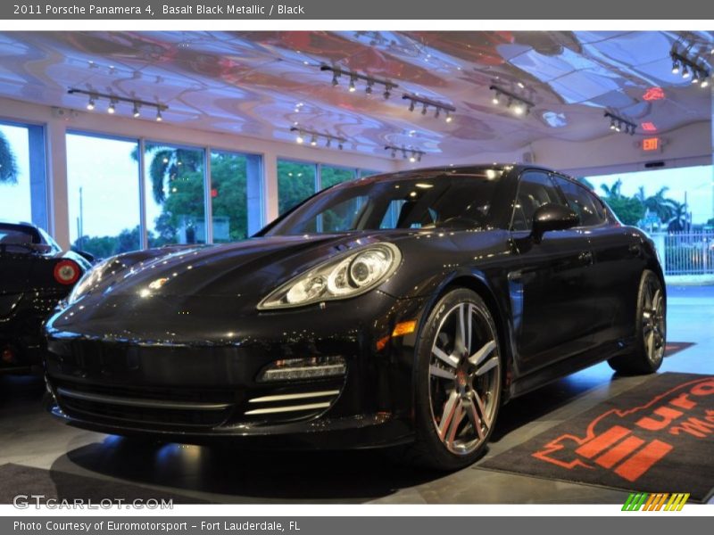 Basalt Black Metallic / Black 2011 Porsche Panamera 4