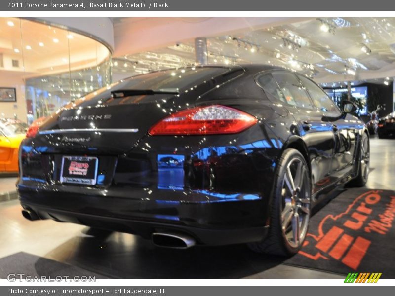 Basalt Black Metallic / Black 2011 Porsche Panamera 4
