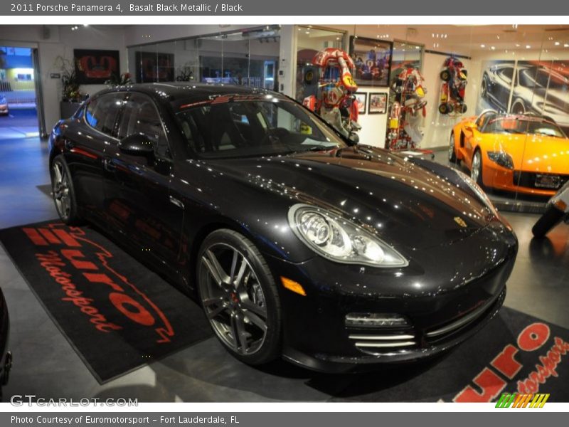 Basalt Black Metallic / Black 2011 Porsche Panamera 4