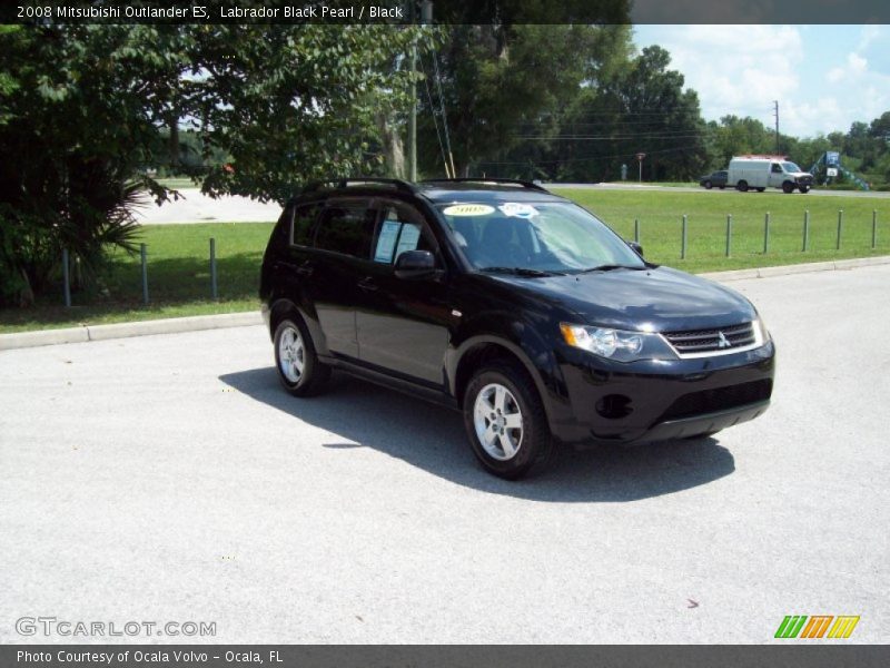 Labrador Black Pearl / Black 2008 Mitsubishi Outlander ES
