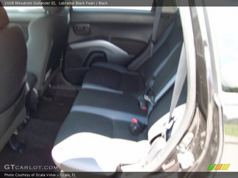 Labrador Black Pearl / Black 2008 Mitsubishi Outlander ES