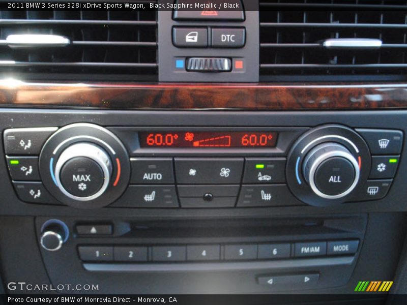 Controls of 2011 3 Series 328i xDrive Sports Wagon