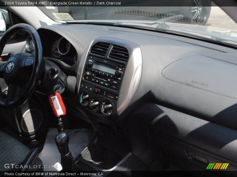 Everglade Green Metallic / Dark Charcoal 2004 Toyota RAV4 4WD