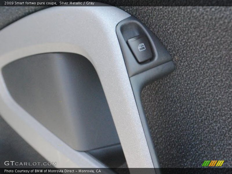Silver Metallic / Gray 2009 Smart fortwo pure coupe