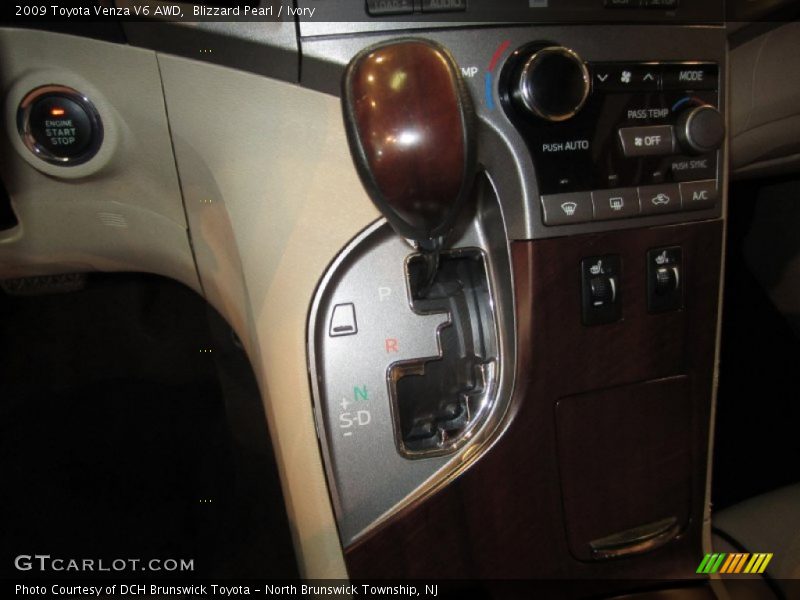 Blizzard Pearl / Ivory 2009 Toyota Venza V6 AWD