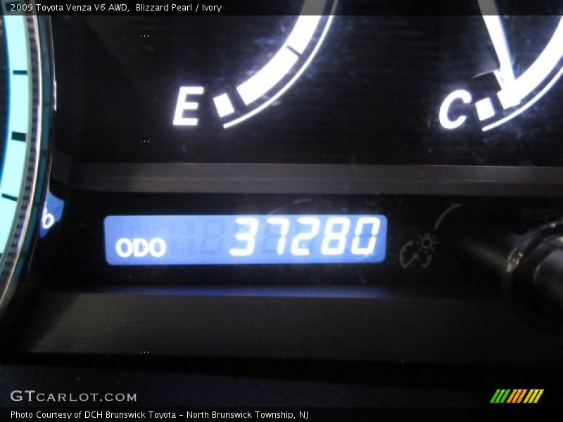 Blizzard Pearl / Ivory 2009 Toyota Venza V6 AWD