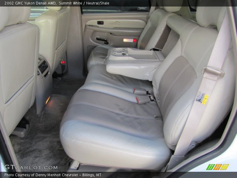 Summit White / Neutral/Shale 2002 GMC Yukon Denali AWD