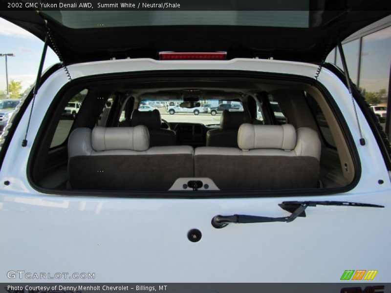Summit White / Neutral/Shale 2002 GMC Yukon Denali AWD