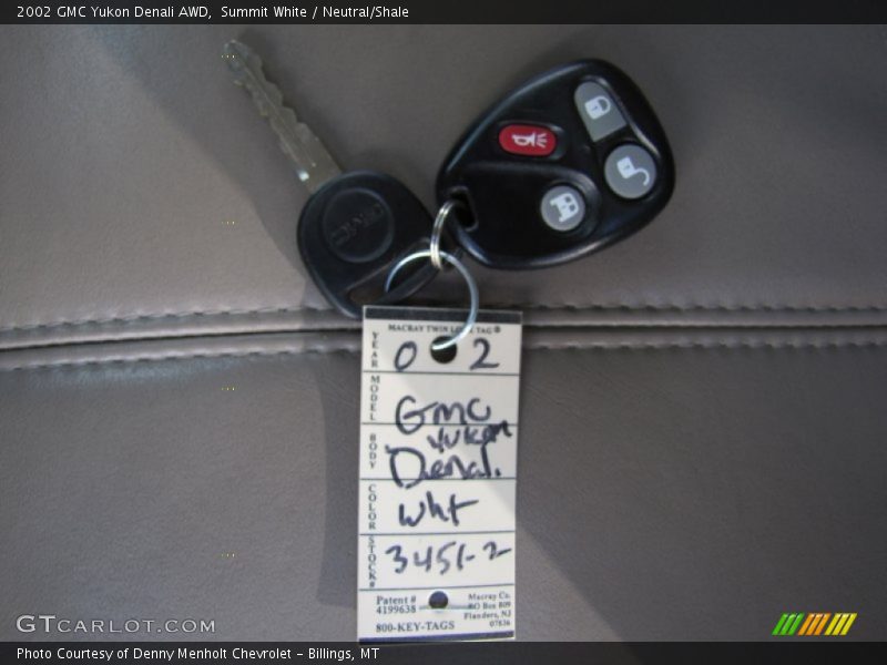 Keys of 2002 Yukon Denali AWD