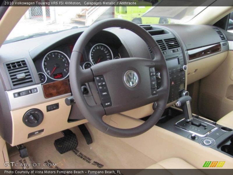 Galapagos Metallic / Anthracite 2010 Volkswagen Touareg VR6 FSI 4XMotion