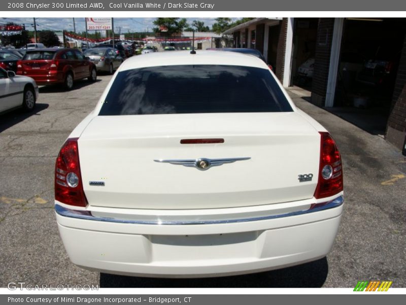 Cool Vanilla White / Dark Slate Gray 2008 Chrysler 300 Limited AWD