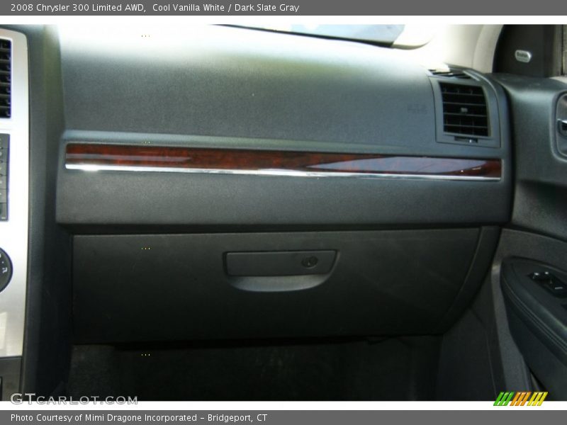 Cool Vanilla White / Dark Slate Gray 2008 Chrysler 300 Limited AWD