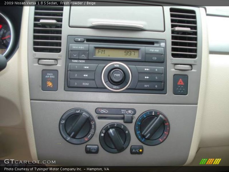 Fresh Powder / Beige 2009 Nissan Versa 1.8 S Sedan