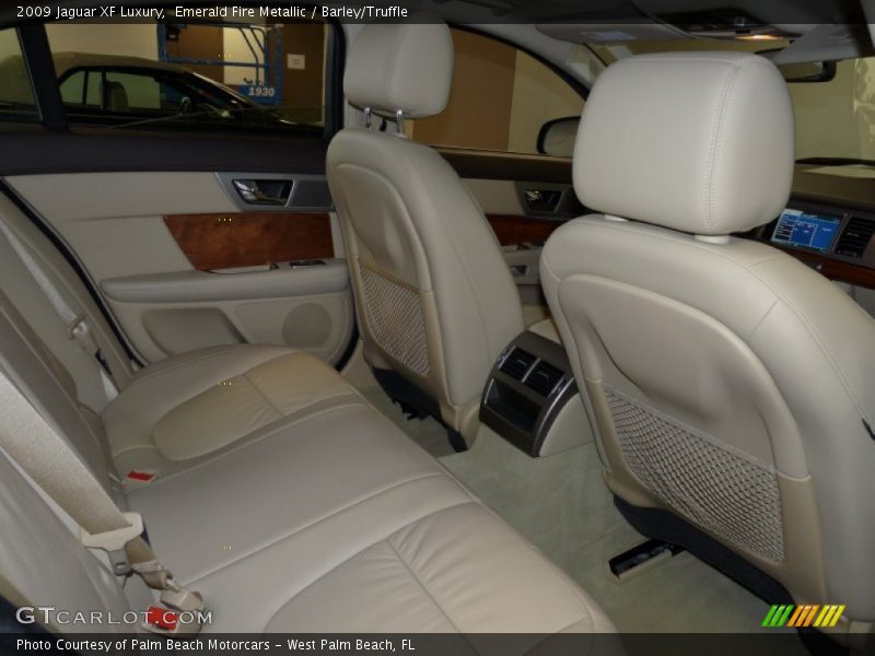 Emerald Fire Metallic / Barley/Truffle 2009 Jaguar XF Luxury