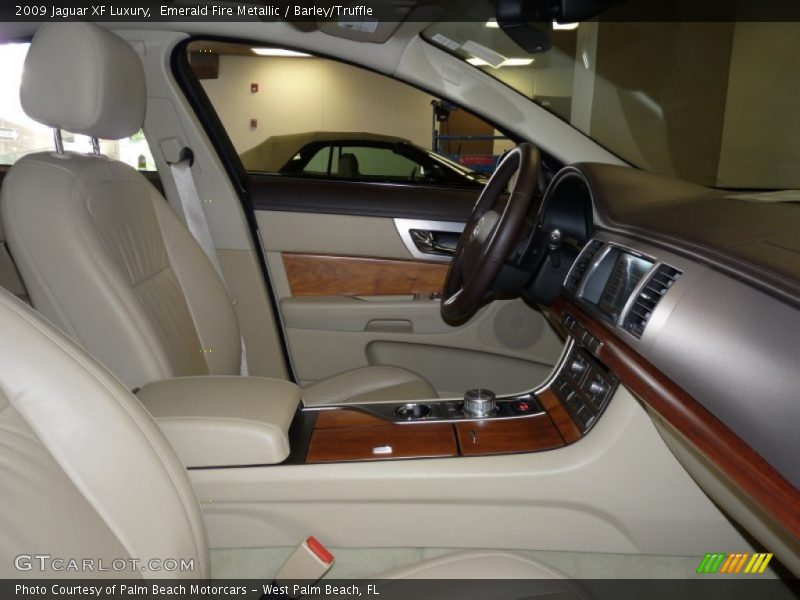 Emerald Fire Metallic / Barley/Truffle 2009 Jaguar XF Luxury