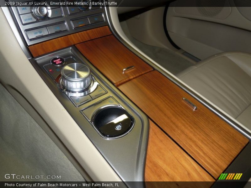 Emerald Fire Metallic / Barley/Truffle 2009 Jaguar XF Luxury