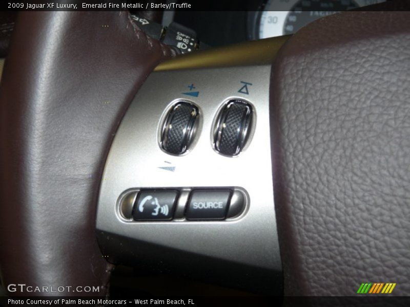 Emerald Fire Metallic / Barley/Truffle 2009 Jaguar XF Luxury