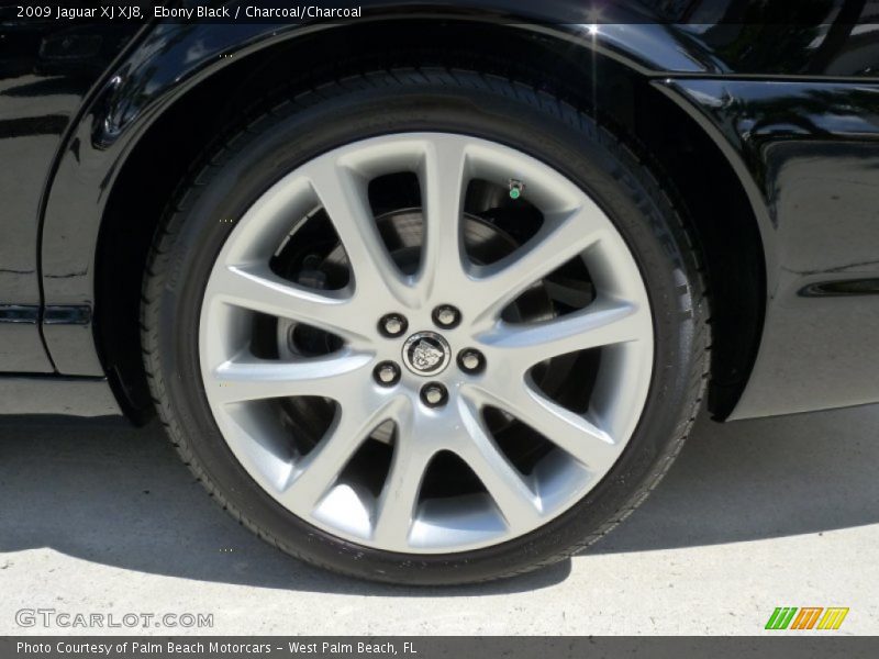  2009 XJ XJ8 Wheel