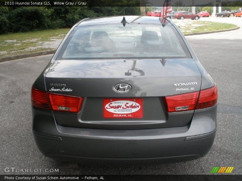 Willow Gray / Gray 2010 Hyundai Sonata GLS