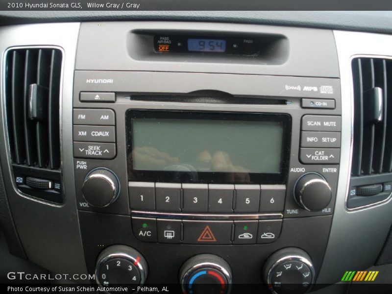 Willow Gray / Gray 2010 Hyundai Sonata GLS