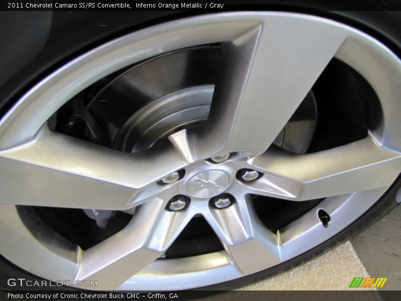  2011 Camaro SS/RS Convertible Wheel