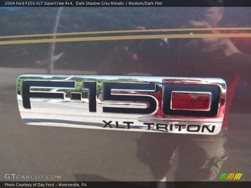  2004 F150 XLT SuperCrew 4x4 Logo