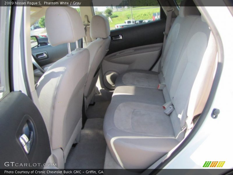 Phantom White / Gray 2009 Nissan Rogue S