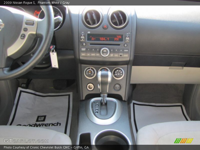 Phantom White / Gray 2009 Nissan Rogue S