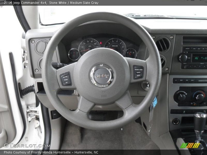 Stone White / Medium Slate Gray 2006 Jeep Commander 4x4