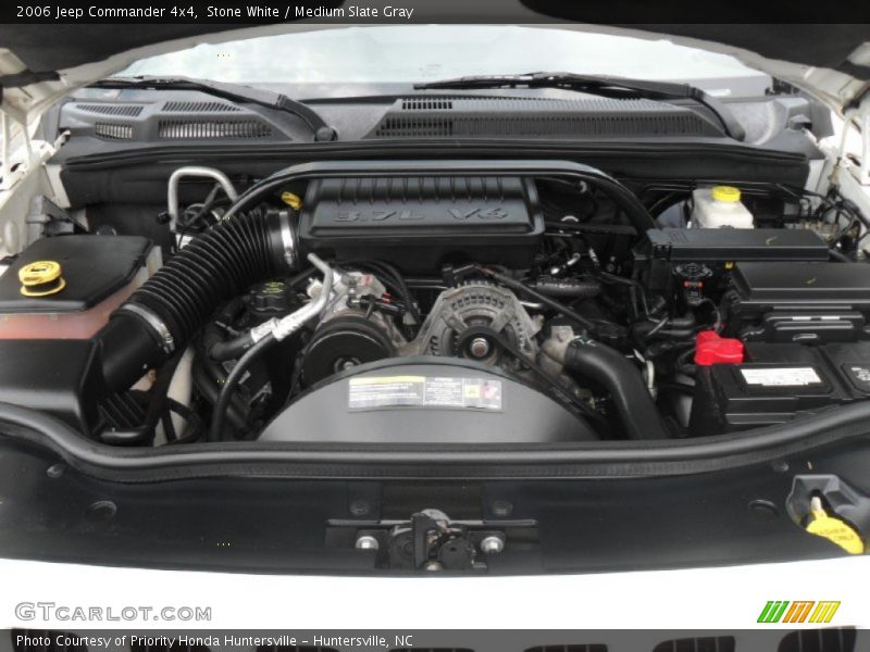 Stone White / Medium Slate Gray 2006 Jeep Commander 4x4