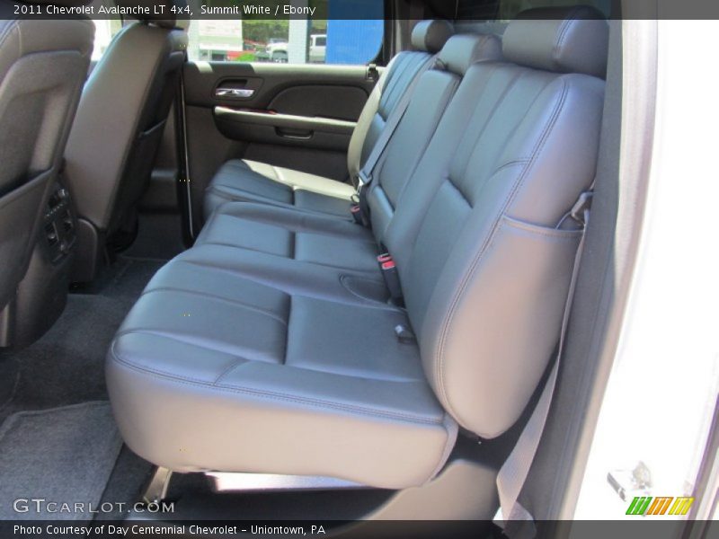 Summit White / Ebony 2011 Chevrolet Avalanche LT 4x4