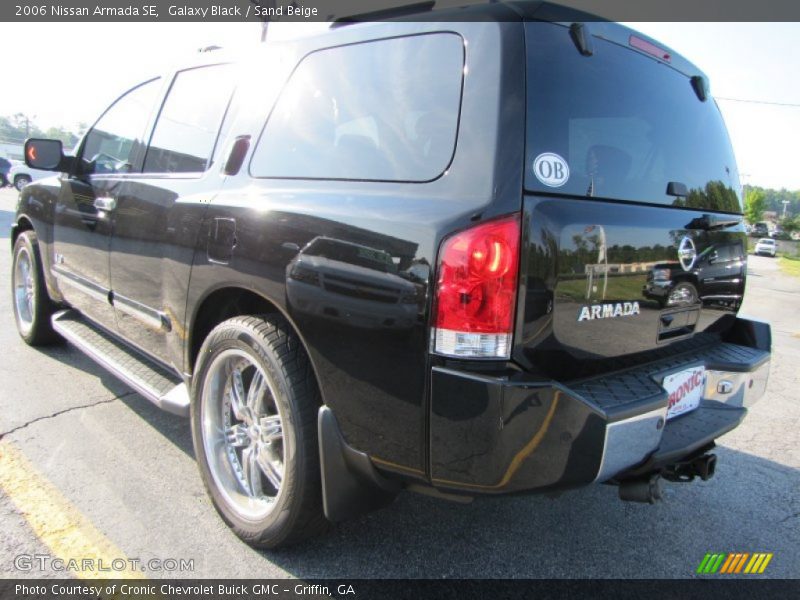Galaxy Black / Sand Beige 2006 Nissan Armada SE