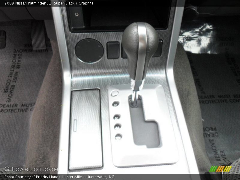 Super Black / Graphite 2009 Nissan Pathfinder SE