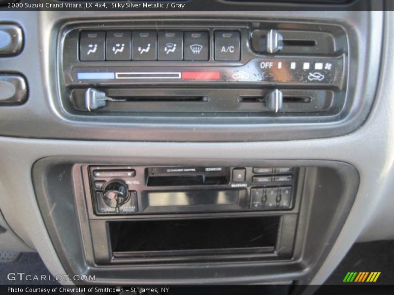 Silky Silver Metallic / Gray 2000 Suzuki Grand Vitara JLX 4x4