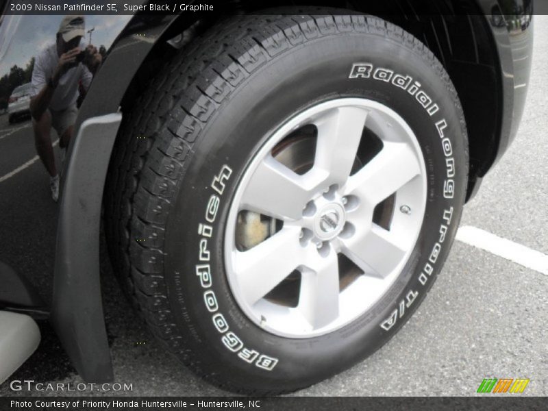 Super Black / Graphite 2009 Nissan Pathfinder SE