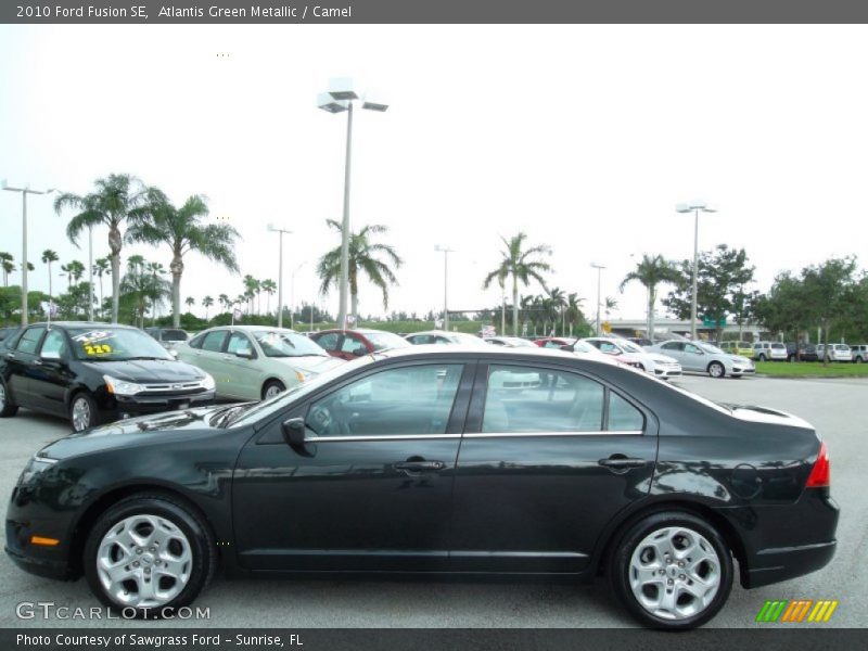Atlantis Green Metallic / Camel 2010 Ford Fusion SE