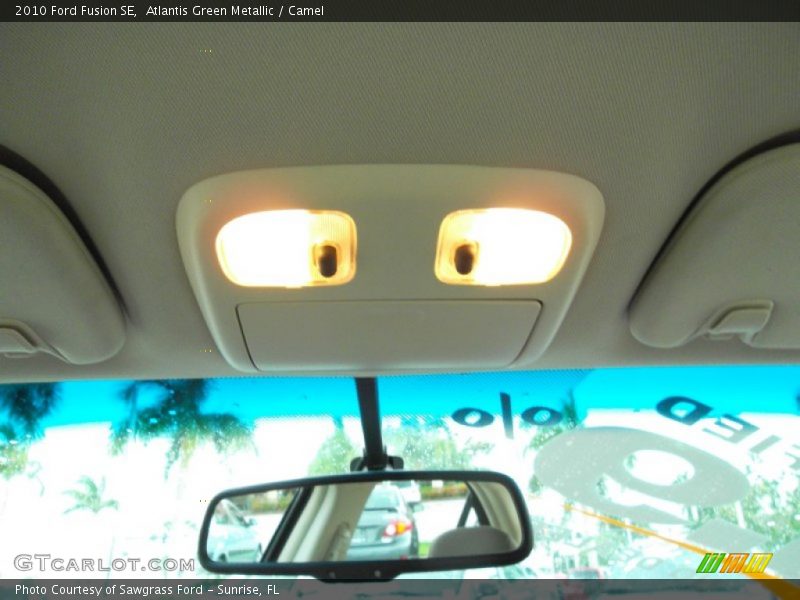 Atlantis Green Metallic / Camel 2010 Ford Fusion SE