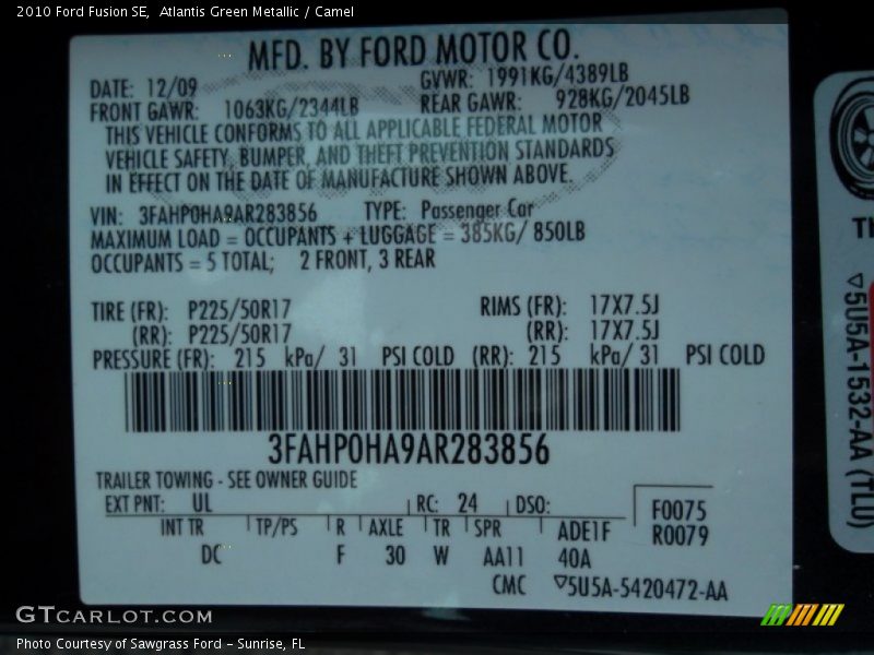 Atlantis Green Metallic / Camel 2010 Ford Fusion SE