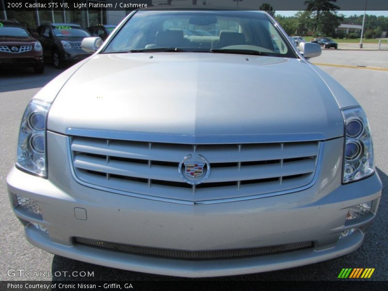 Light Platinum / Cashmere 2005 Cadillac STS V8