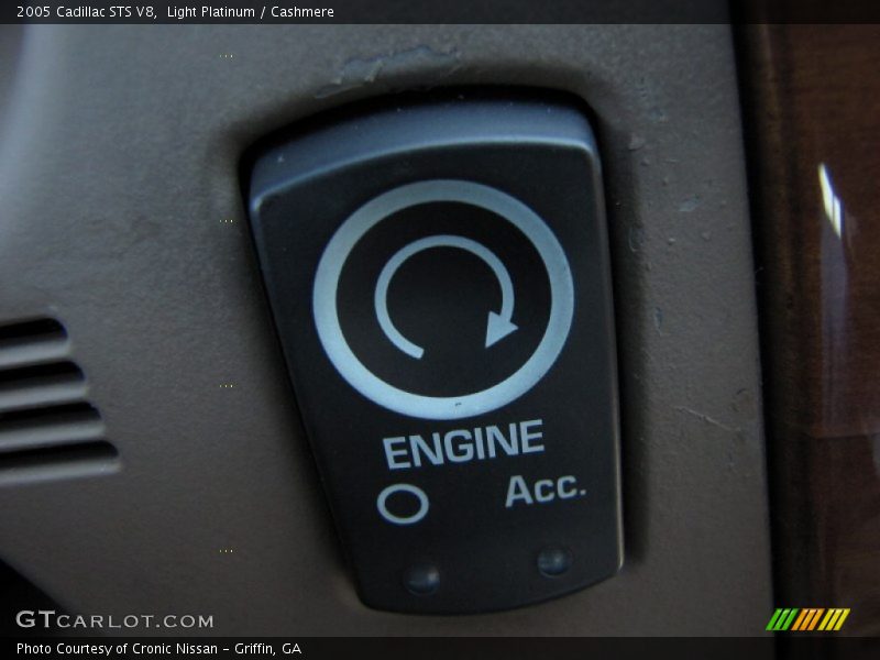 Light Platinum / Cashmere 2005 Cadillac STS V8